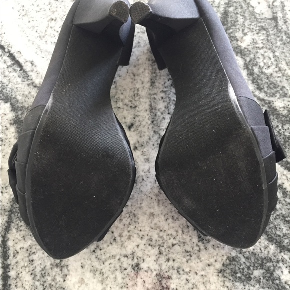 Mirabelle shoes on black from David’s Bridal - Picture 3 of 8